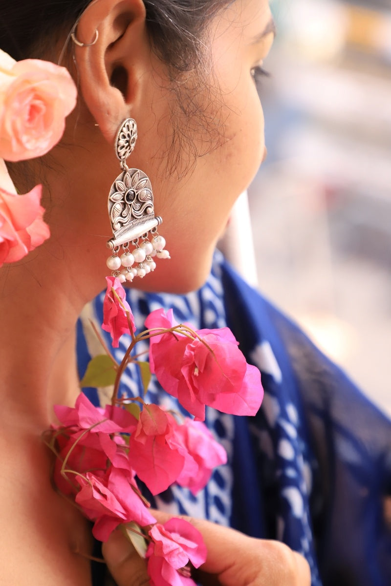 Kamalika Earring
