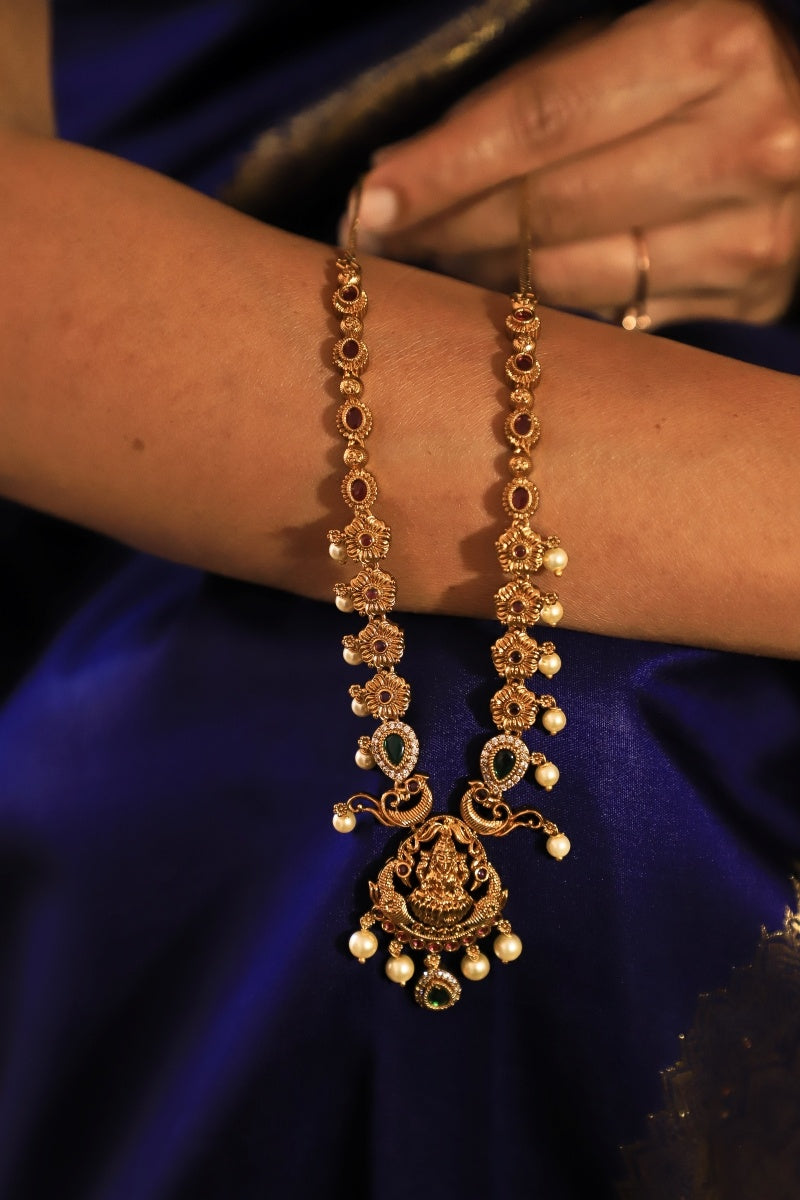 Temple-Nakshi Haram with Earring