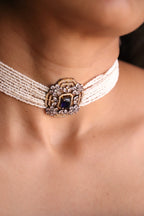 AD Pearl Galabandh Choker